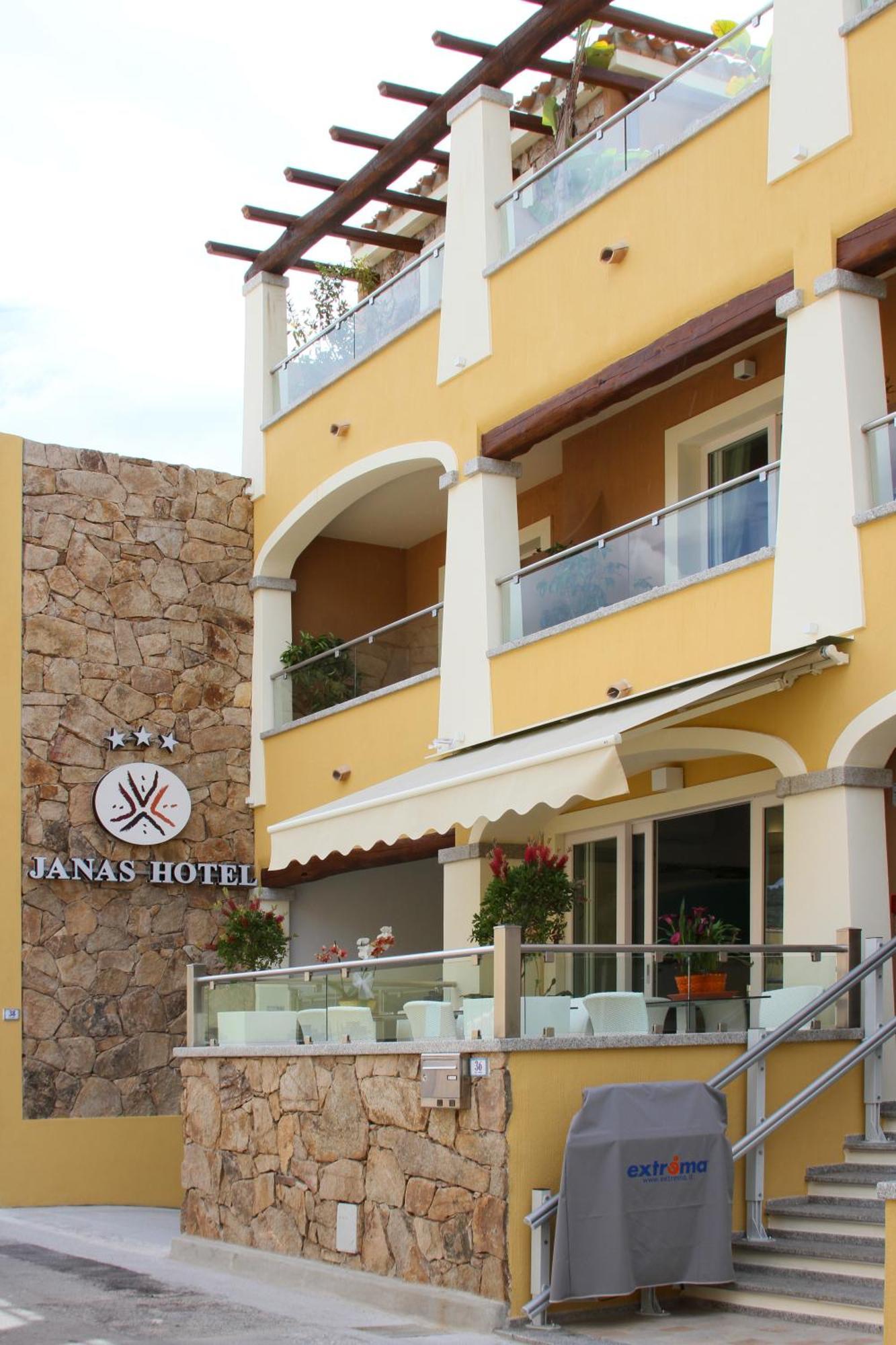 Janas Hotel Villasimius Exterior photo