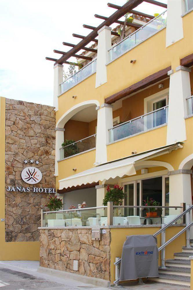 Janas Hotel Villasimius Exterior photo